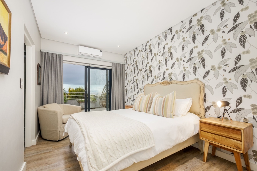 5 Bedroom Property for Sale in Aurora Western Cape